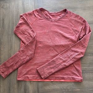 Lululemon swiftly tech long sleeve race length
